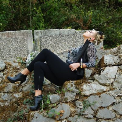 Photo, styling, make-up by Saska S