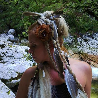 Photo by  Tara Jovanovic , Outfit Tyasha Alion